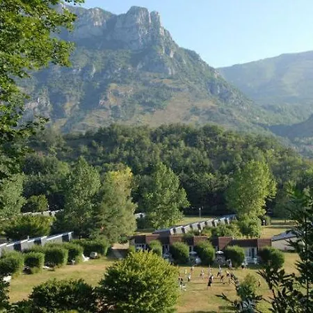 Les Cabannes 3p 4 *