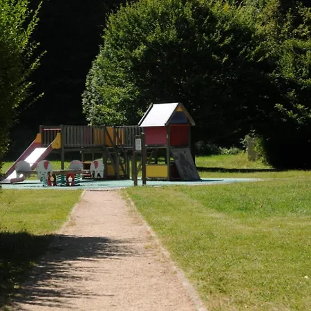 Les Cabannes 3p 4 *